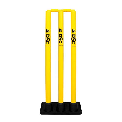 plastic_stumps_whit_rubber_base_001.webp